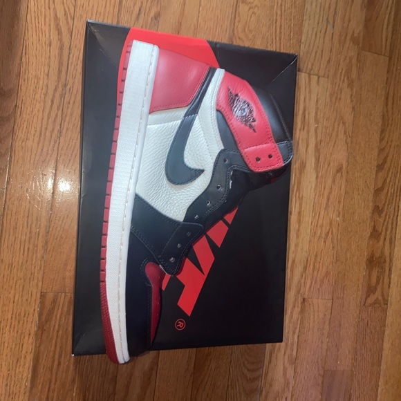 Jordan Bred Toe 1 - Picture 4 of 10